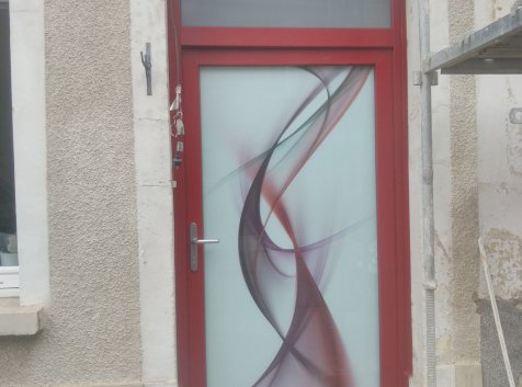 Porte d'entrée et porte de garage à Blénod-Lès-Touls
