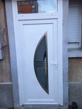 Fenêtres et porte d'entrée PVC à CUSTINES