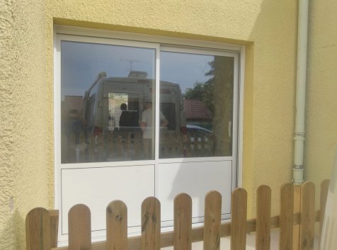 Coulissants, porte d'entrée, porte fenêtre avec volet roulant et fenêtres à Vic-sur-Seille
