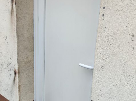 Fenêtre et porte de garage à Thaon les Vosges