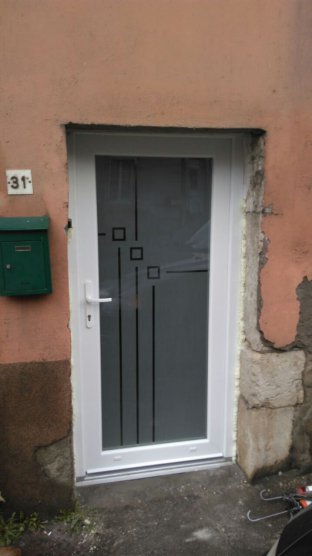 Porte d'entrée PVC à Neuves Maisons