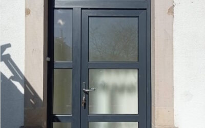 Installation d’une porte d’entrée PVC à Thaon-les-Vosges